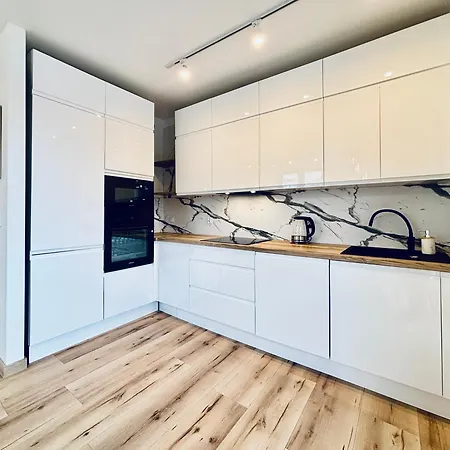 Rodzinny Przy Szpitalu Na Bema *