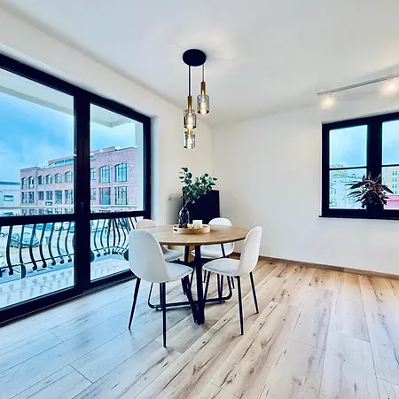 Rodzinny Przy Szpitalu Na Bema Apartamento